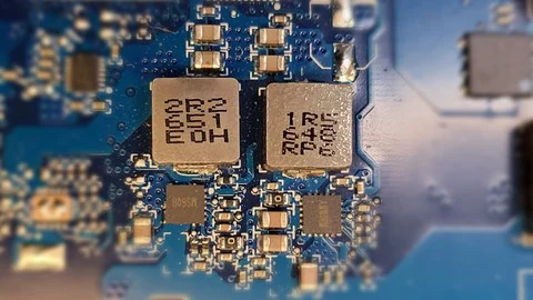 Laptop motherboard chip-level repair